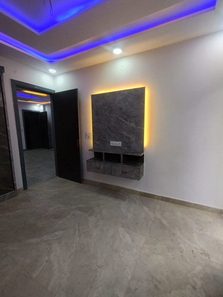 Room, neelkanth-apartment-ii 3 Bedroom 1000 Sq.Ft. Builder Floor In Burari Delhi 9234046
