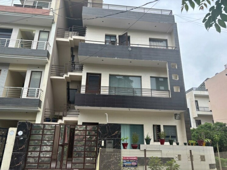 Exterior View, sector 67 6+ Bedroom 200 Sq.Yd. Independent House In Sector 67 Mohali 9234043