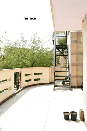 2 BHK Builder Floor For Rent in East Of Kailash