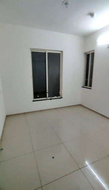 Room in 2 BHK Apartment at Vilas Javdekar Yashone Hinjawadi Phase 1, Hinjewadi – for Rent