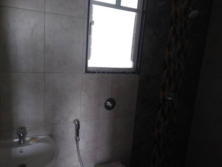 Bathroom, vilas-javdekar-yashone-hinjawadi-phase-1 2 Bedroom 676 Sq.Ft. Apartment In Hinjewadi Pune 9234103