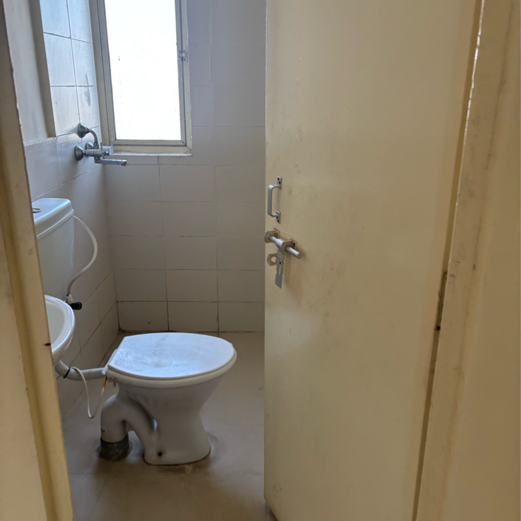 Bathroom, conscient-habitat-78 2 Bedroom 900 Sq.Ft. Apartment In Faridpur Faridabad 9234138