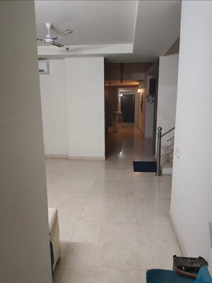 Room in 6 BHK Penthouse at Indiabulls Enigma, Sector 110 – for Sale
