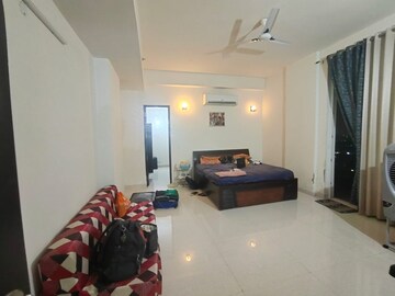 Living Room in 6 BHK Penthouse at Indiabulls Enigma, Sector 110 – for Sale