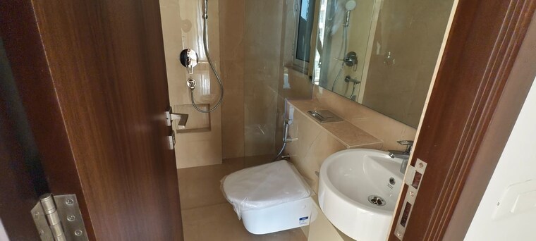 Bathroom, hiranandani-highland 2 Bedroom 542 Sq.Ft. Apartment In Powai Mumbai 9234143
