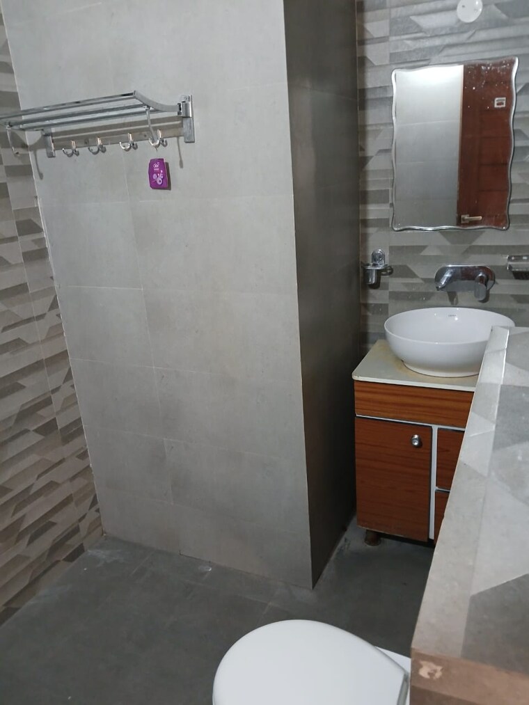 Bathroom, sector 38 3 Bedroom 3400 Sq.Ft. Builder Floor In Sector 38 Chandigarh 9234196