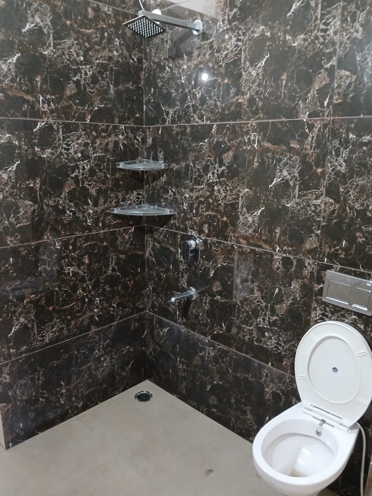 Bathroom, sector 38 3 Bedroom 3400 Sq.Ft. Builder Floor In Sector 38 Chandigarh 9234196