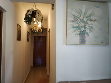 Room in 6 BHK Independent House at Kadamba Plateau – for Sale