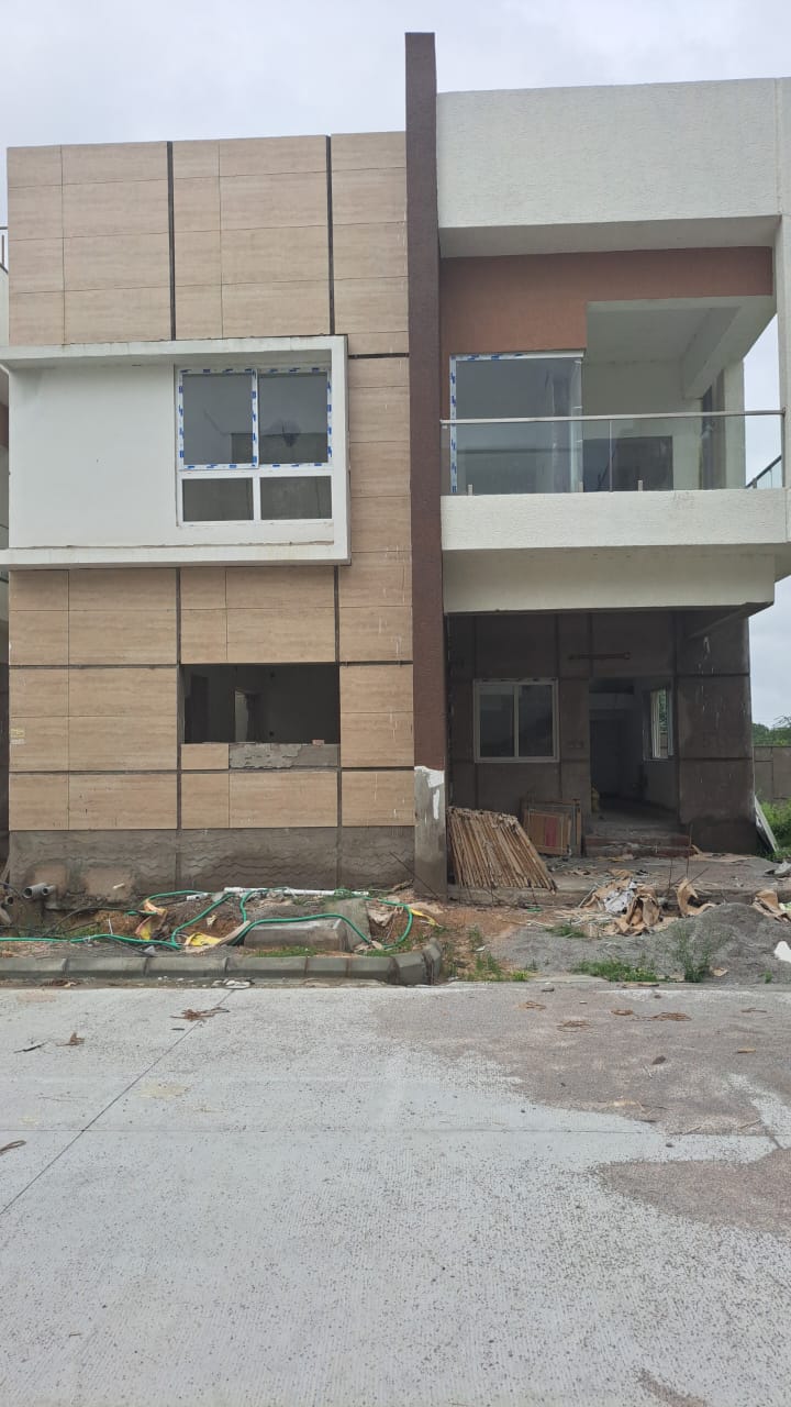 3 BHK + Study Room Villa For Sale in Indresham