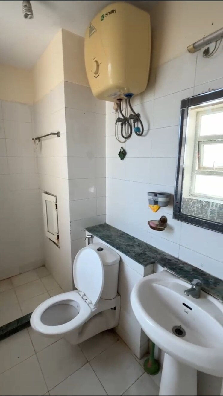 Bathroom, bptp-the-resort 3 Bedroom 1766 Sq.Ft. Apartment In Sector 75 Faridabad 9234394
