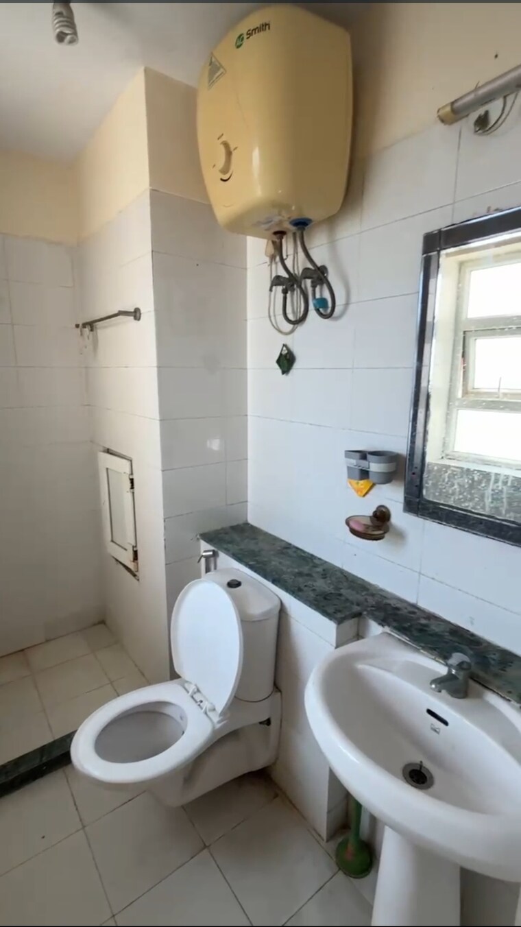 Bathroom, bptp-the-resort 3 Bedroom 1766 Sq.Ft. Apartment In Sector 75 Faridabad 9234394