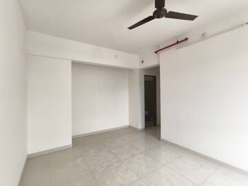 Room in 2 BHK Apartment at Puranik Rumah Bali, Ghodbunder Road – for Rent