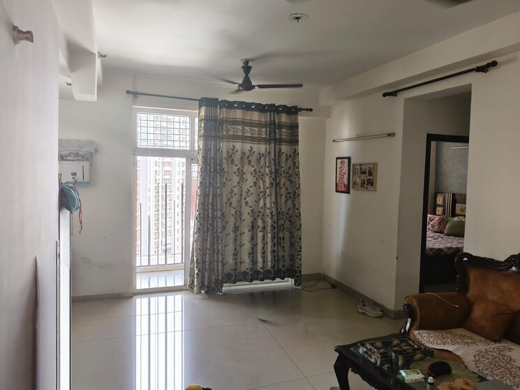 Living Room, nimbus-the-hyde-park 2 Bedroom 1080 Sq.Ft. Apartment In Sector 78 Noida 9234372