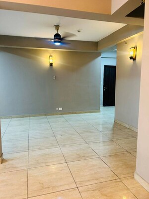 Room in 3 BHK Apartment at Ip Extension – for Sale