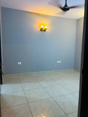 Room in 3 BHK Apartment at Ip Extension – for Sale