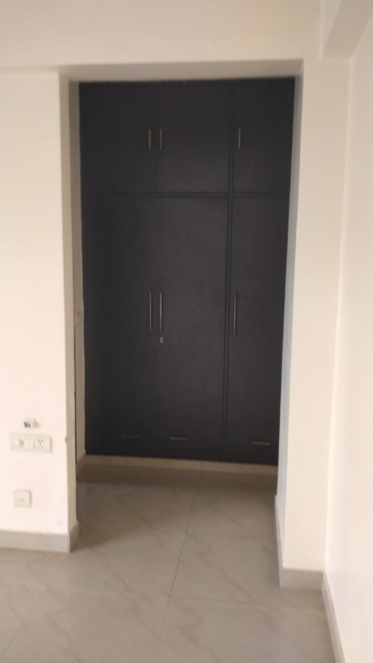 undefined, amrapali-platinum 3 Bedroom 1495 Sq.Ft. Apartment In Sector 119 Noida 9234385