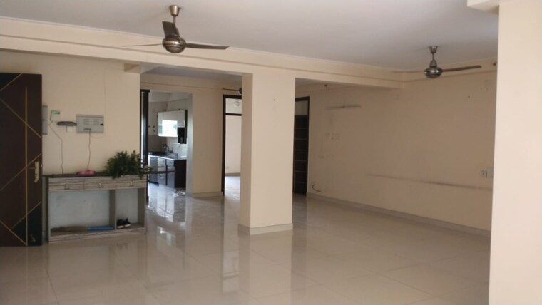 Living Room, amrapali-platinum 3 Bedroom 1495 Sq.Ft. Apartment In Sector 119 Noida 9234385