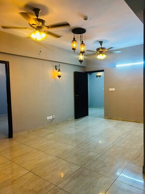 Room in 6 BHK Apartment at Ip Extension – for Sale