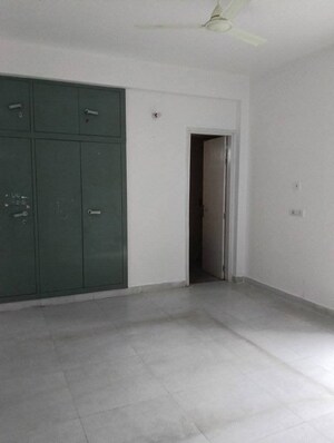 Room in 3 BHK Apartment at Ip Extension – for Sale