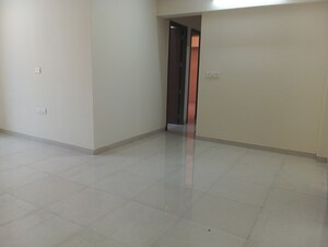 Room in 3 BHK Apartment at Ashar Sapphire, Kapur Bawdi – for Rent