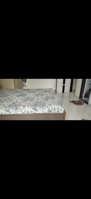 Bedroom in 1 BHK Apartment at Vaibhav Apartment Prabhadevi, Prabhadevi – for Rent