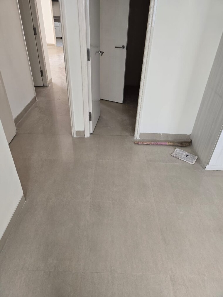 Living Room, emaar-emerald-floors-premier 4 Bedroom 1925 Sq.Ft. Apartment In Sector 65 Gurgaon 9234570