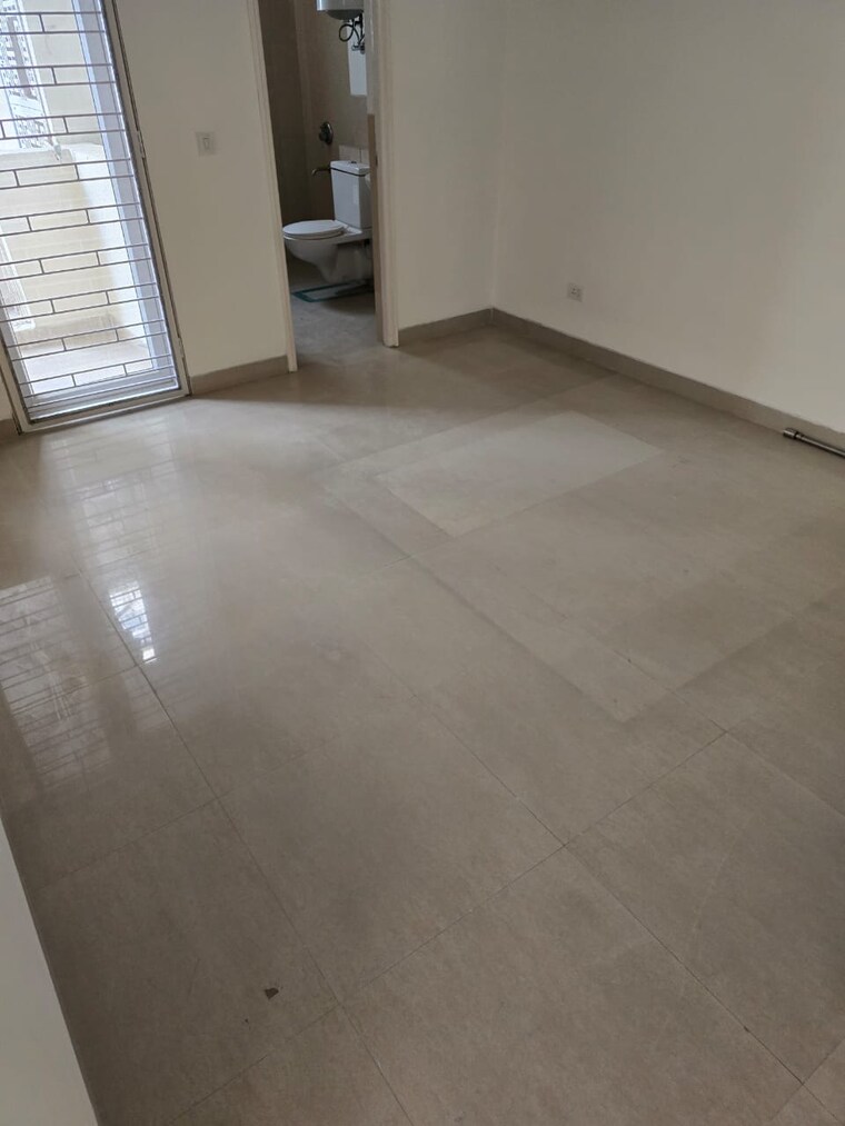 Room, emaar-emerald-floors-premier 4 Bedroom 1925 Sq.Ft. Apartment In Sector 65 Gurgaon 9234570