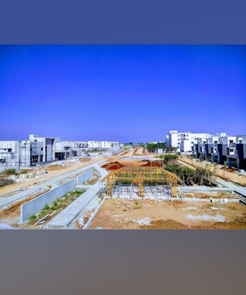 Swimming Pool in 4 BHK Villa at Rajapushpa Green Dale, Tellapur – for Sale