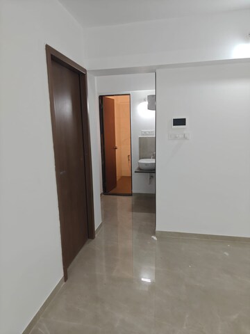 Room in 3 BHK Apartment at Choice Goodwill Verve, Keshav Nagar – for Rent