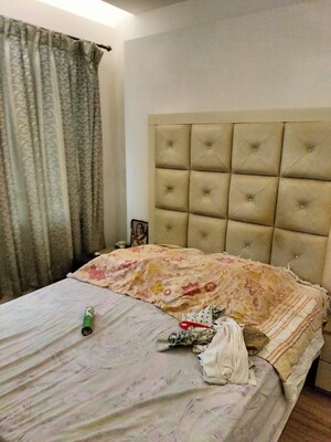 Bedroom in 2 BHK Apartment at Lodha Fiorenza, Goregaon East – for Rent