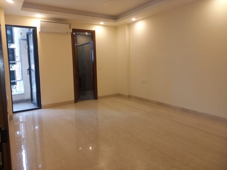 Room, greater kailash i 4 Bedroom 2700 Sq.Ft. Apartment In Greater Kailash I Delhi 9234617