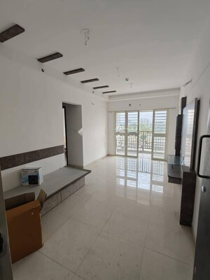 Room in 2.5 BHK Apartment at Goel Ganga Altus, Kharadi – for Rent