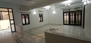 Room in 4 BHK Builder Floor at Boutique Residential Apartments A 3 2, Vasant Vihar – for Rent