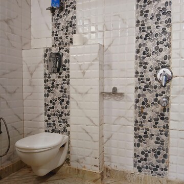 Bathroom in 4 BHK Builder Floor at Boutique Residential Apartments A 3 2, Vasant Vihar – for Rent
