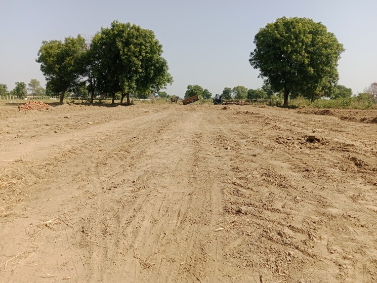 undefined, gwalior road Commercial Land 165 Sq.Yd. In Gwalior Road Agra 9234779