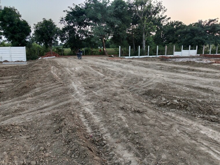 undefined, gwalior road Commercial Land 165 Sq.Yd. In Gwalior Road Agra 9234779