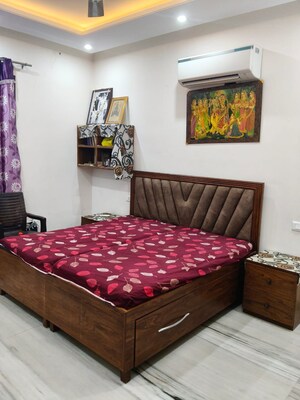 Bedroom in 3 BHK Apartment at Sector 17 – for Rent