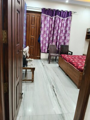 Bedroom in 3 BHK Apartment at Sector 17 – for Rent