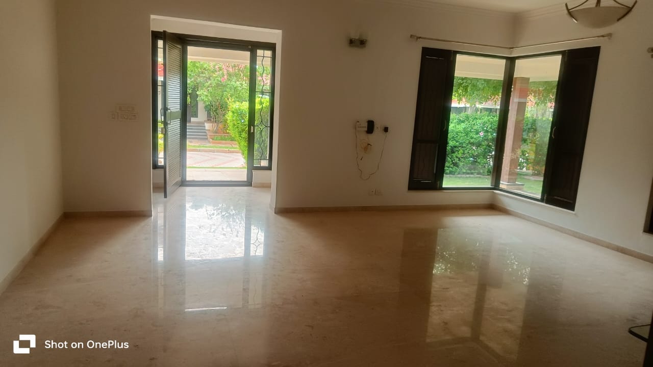4 BHK + Pooja Room 5600 Sq.Ft. Villa in Prestige Oasis