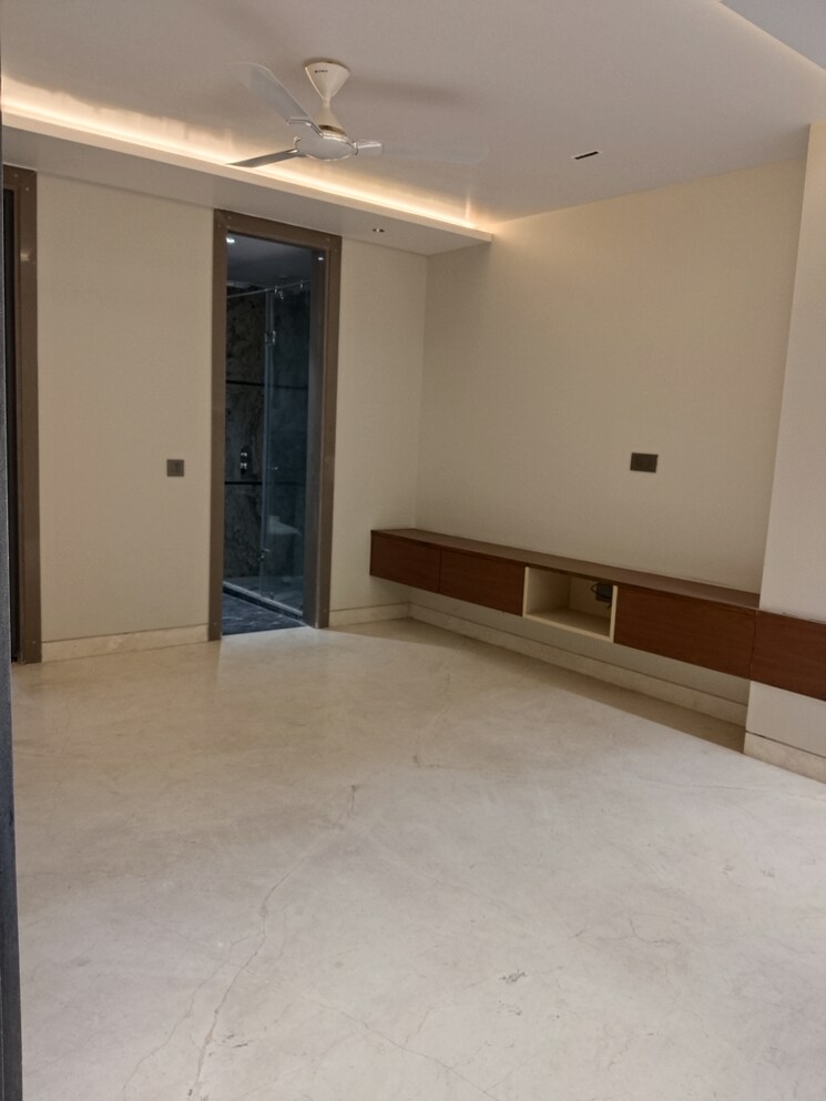 Room, navjeevan vihar 4 Bedroom 2500 Sq.Ft. Apartment In Navjeevan Vihar Delhi 9234795