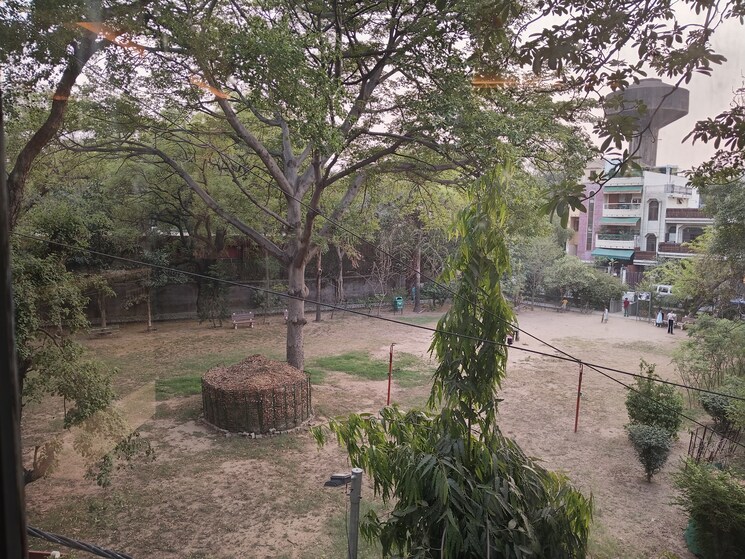 Exterior View, navjeevan vihar 4 Bedroom 2500 Sq.Ft. Apartment In Navjeevan Vihar Delhi 9234795