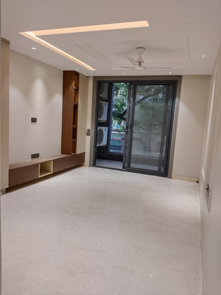 Room, navjeevan vihar 4 Bedroom 2500 Sq.Ft. Apartment In Navjeevan Vihar Delhi 9234795