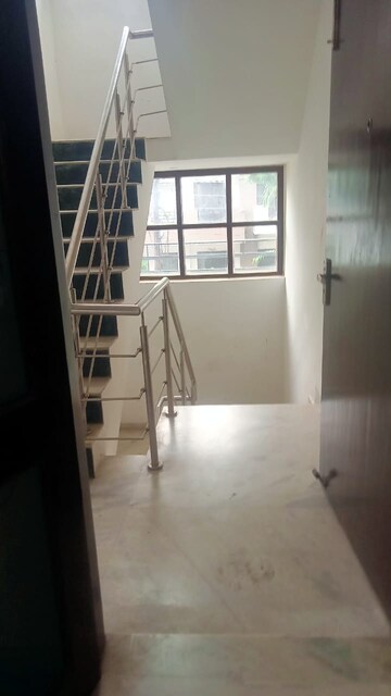 Staircase in 3 BHK Independent House at Sector 47 – for Rent