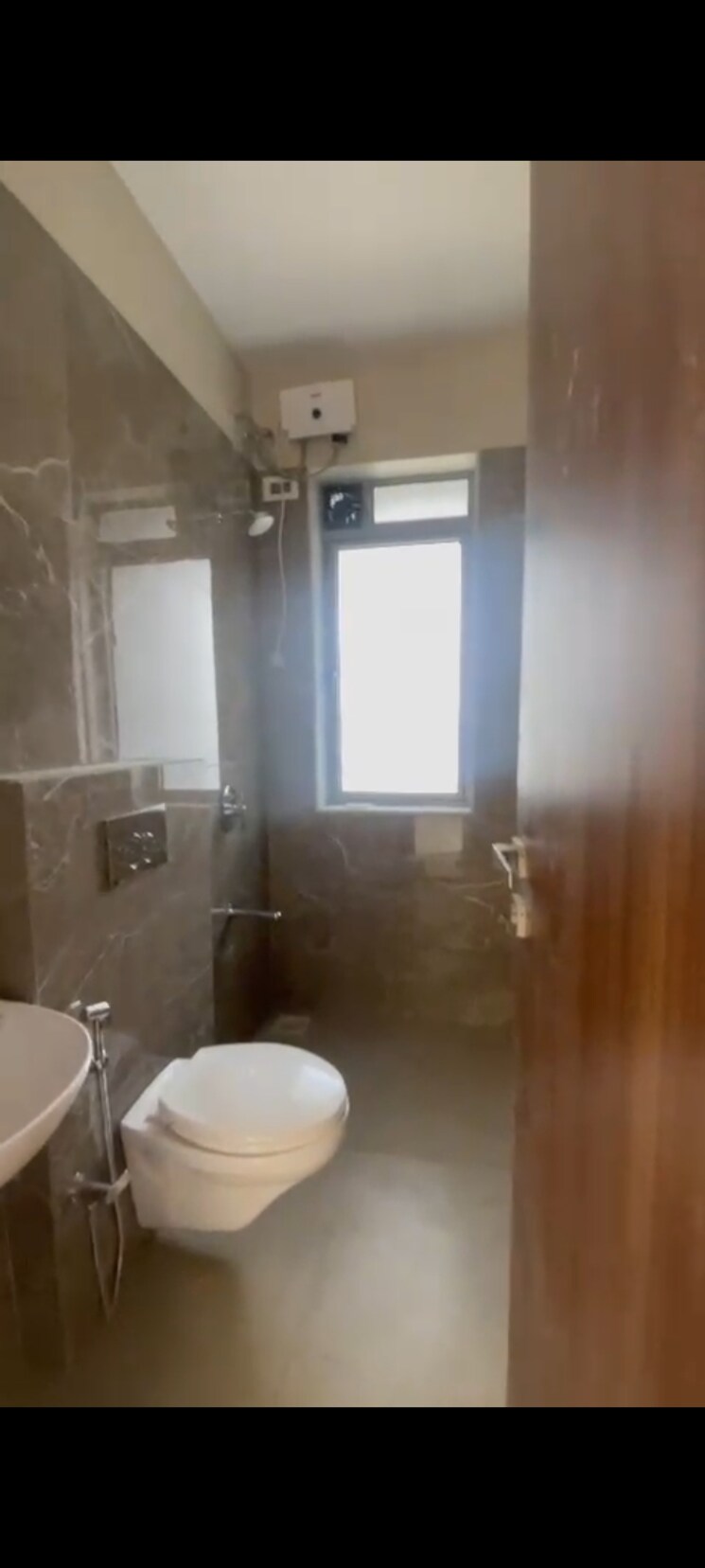 Bathroom, salasar-pride 3 Bedroom 936 Sq.Ft. Apartment In Andheri East Mumbai 9234830