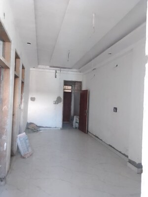 Building Lobby in 3 BHK Builder Floor at Shastri Nagar – for Sale
