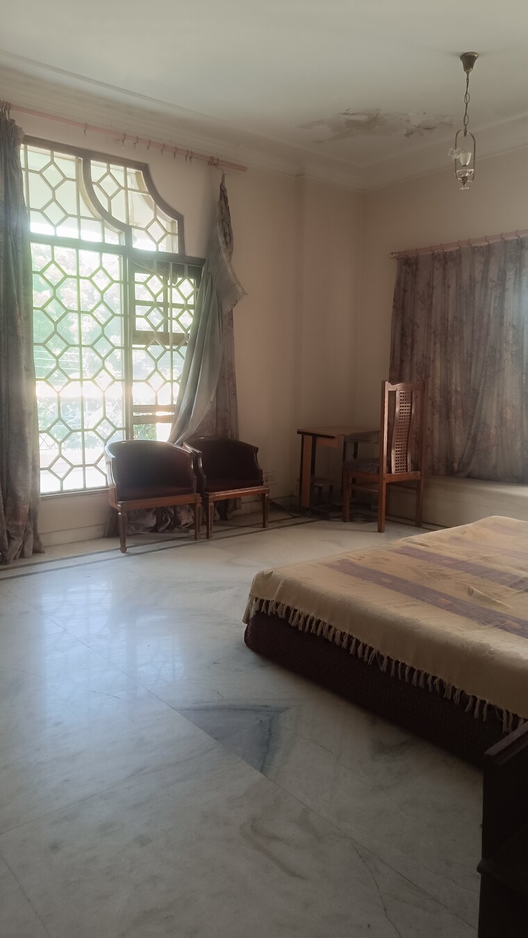 Bedroom, palam-vihar-residents-association 5 Bedroom 800 Sq.Yd. Villa In Palam Vihar Gurgaon 9234847