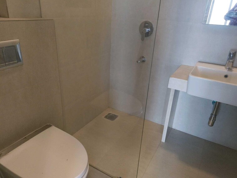 Bathroom, indiabulls-sky-forest 3 Bedroom 1608 Sq.Ft. Apartment In Lower Parel Mumbai 9234845
