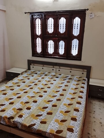 Bedroom in 1 BHK Villa at Vejalpur – for Rent