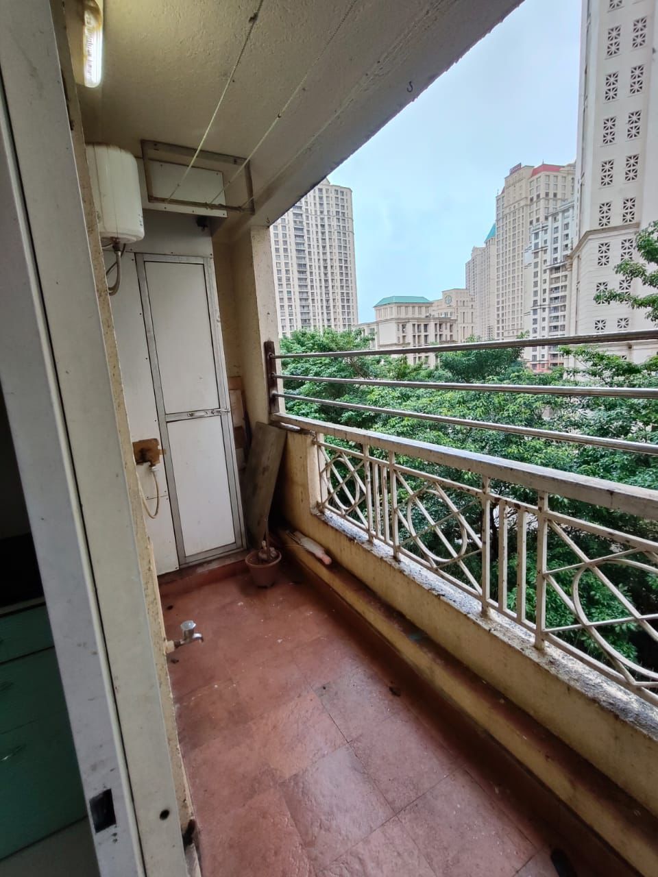 2 BHK + Pooja Room 600 Sq.Ft. Apartment in Puranik Aarambh