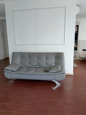 Living Room in 2 BHK Apartment at Gomti Nagar – for Rent